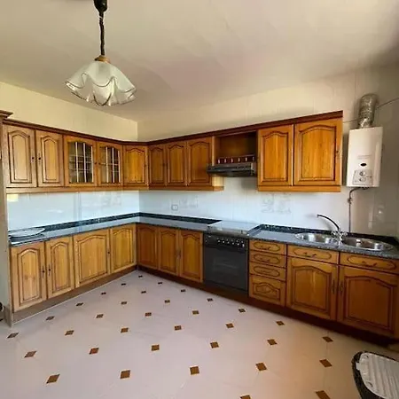 Casa Caldebarcos, Frente Playa Carnota *