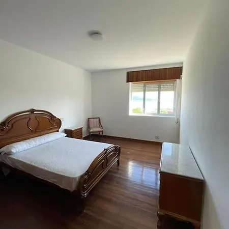 Semesterbostad Casa Caldebarcos, Frente Playa Carnota *